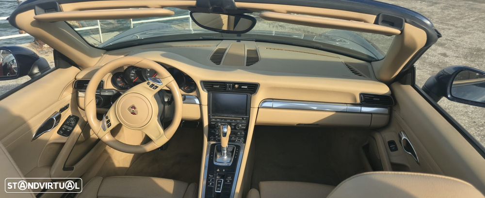 Porsche 911 (991) Carrera 4 PDK - 12