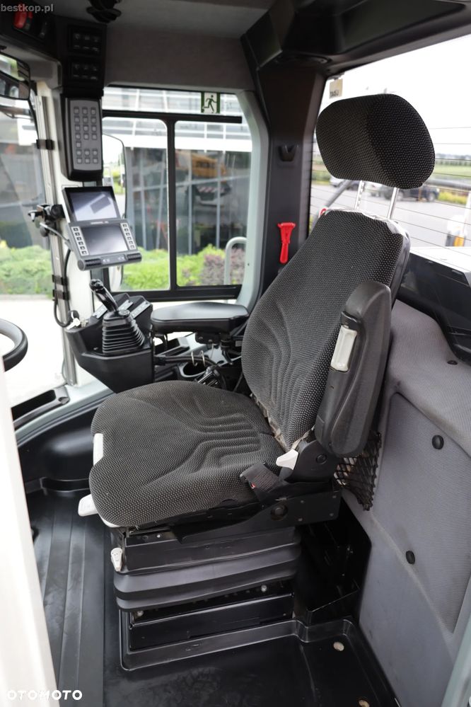 Liebherr L566 XPower - 26