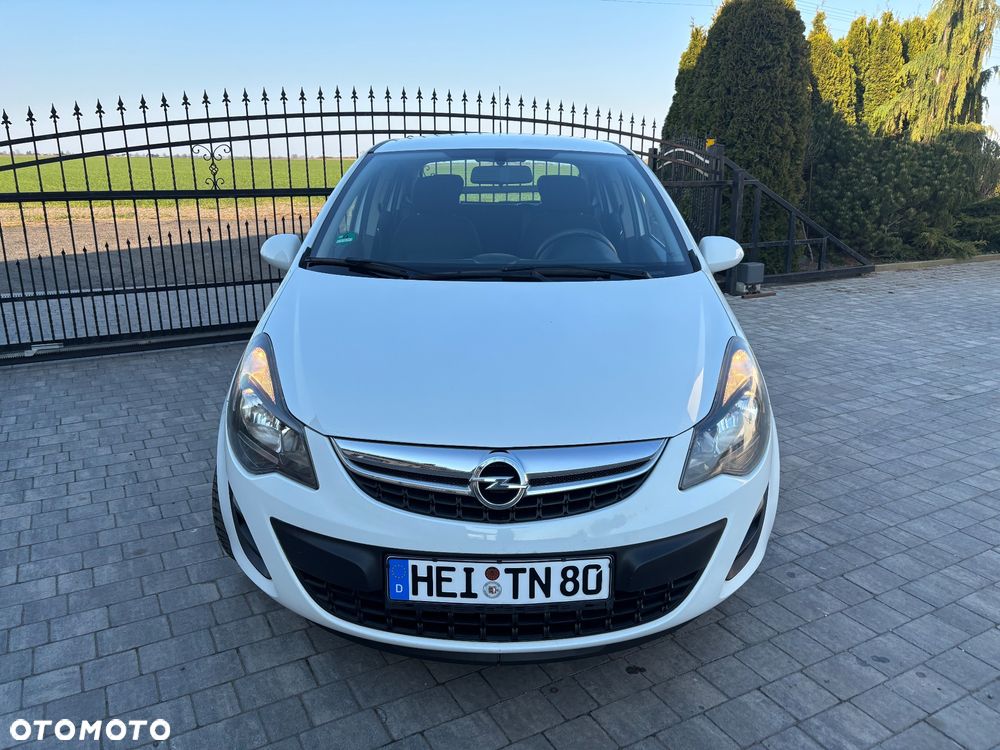 Opel Corsa 1.2 16V Essentia - 5