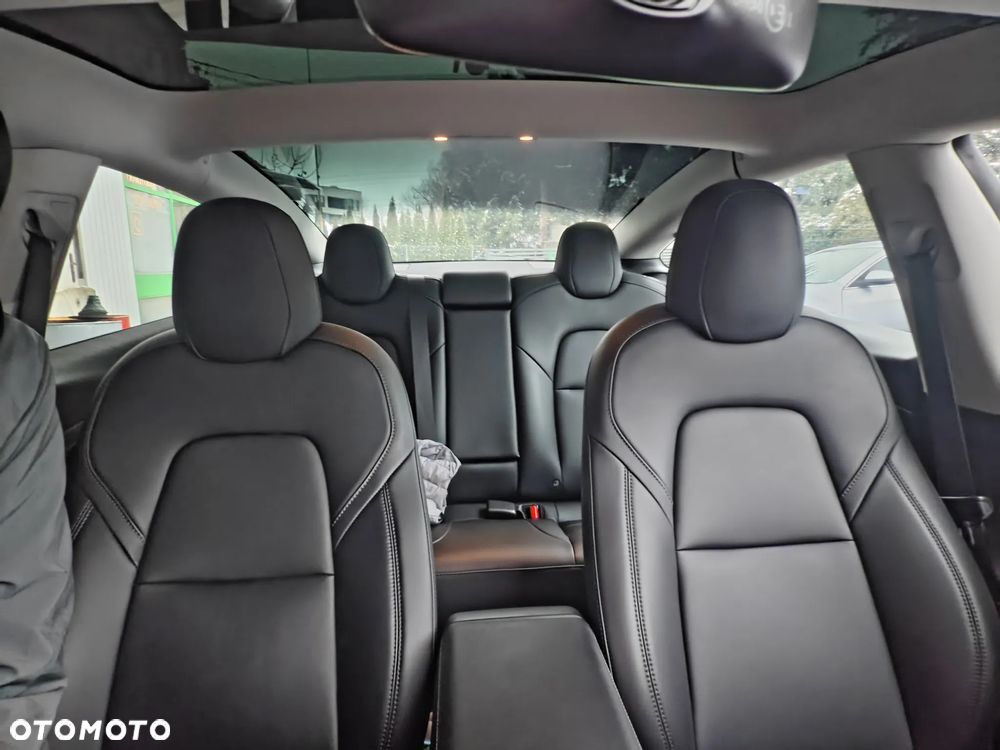 Tesla Model 3 Langstreckenbatterie Allradantrieb Dual Motor - 13