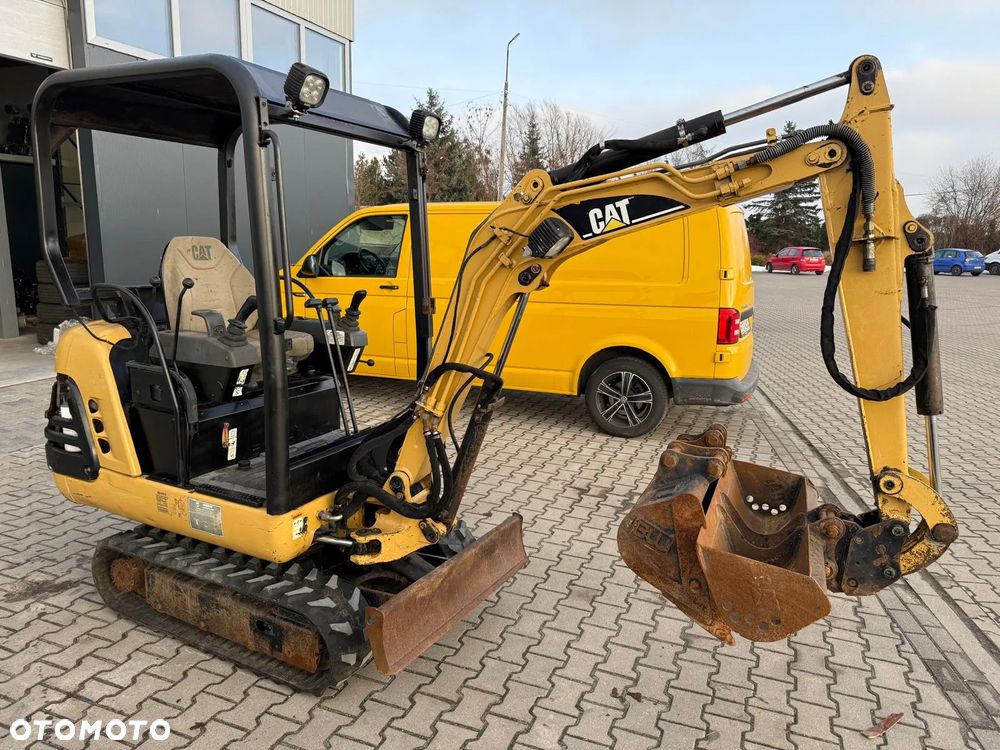 Caterpillar 301.5 - 3