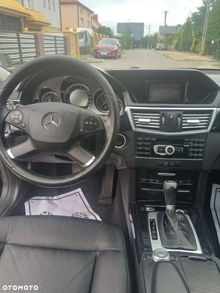 Mercedes-Benz Klasa E 220 CDI DPF BlueEFFICIENCY 7G-TRONIC - 8