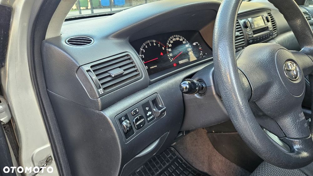 Toyota Corolla 1.4 VVT-i Terra - 16