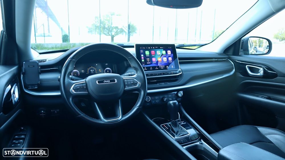 Jeep Compass 1.3 T Limited DCT - 25