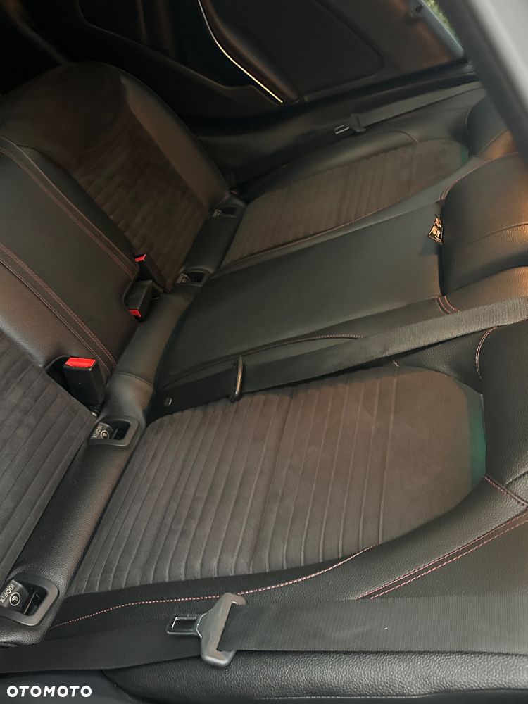 Mercedes-Benz Klasa A 200 d 7G-DCT AMG Line - 25
