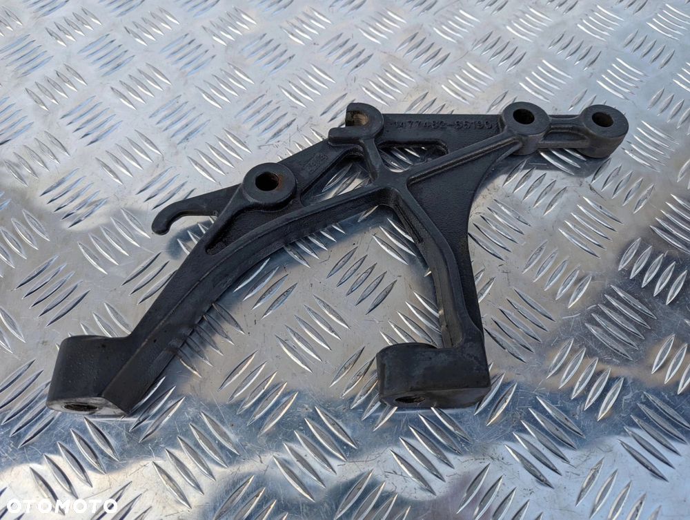 WSPORNIK MOCOWANIE DO RAMY SCANIA - 1