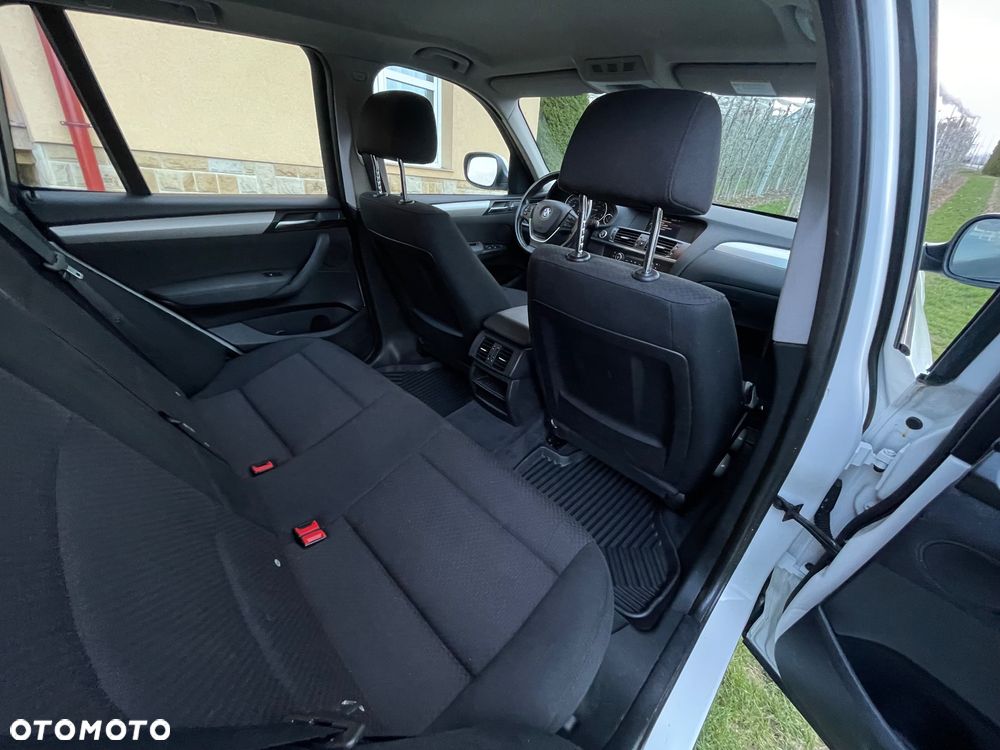 BMW X3 xDrive20d - 28