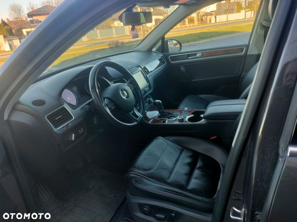 Volkswagen Touareg - 15