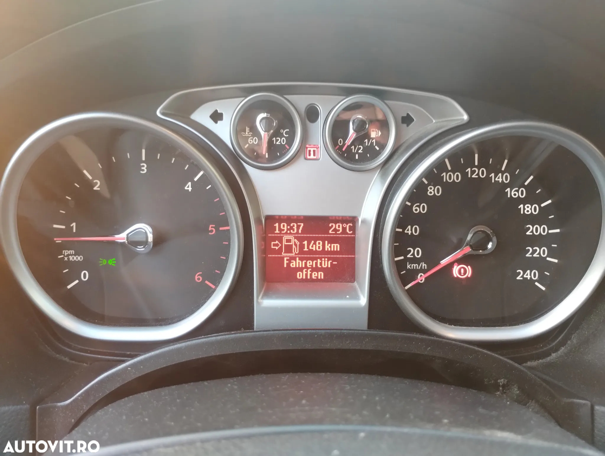 Ford Focus - 14