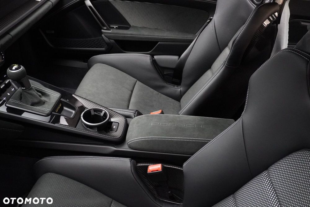 Porsche 911 GT3 RS - 30