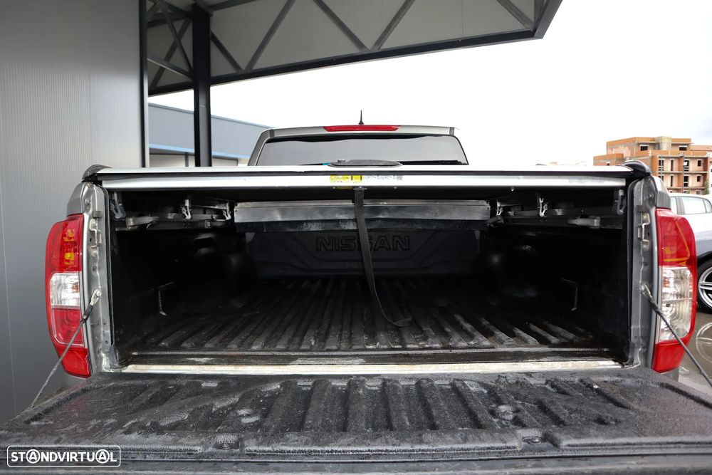 Nissan Navara 2.3 dCi CD 4WD N-Connecta Nav+Barras - 7