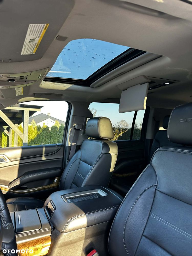 GMC Yukon - 11