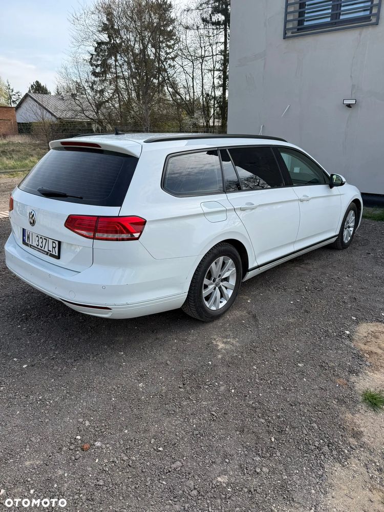 Volkswagen Passat 1.6 TDI BMT Trendline - 2