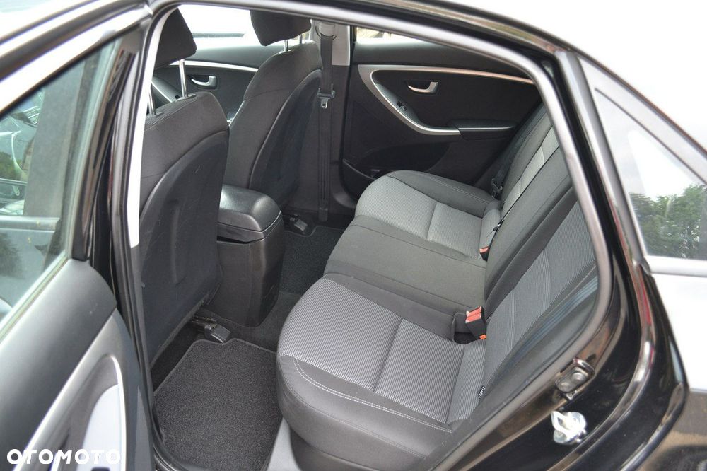 Hyundai i30 1.6 GDI Comfort - 8