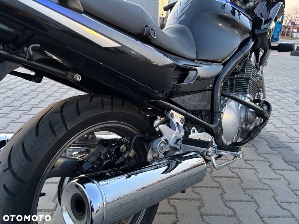 Yamaha XJ - 11