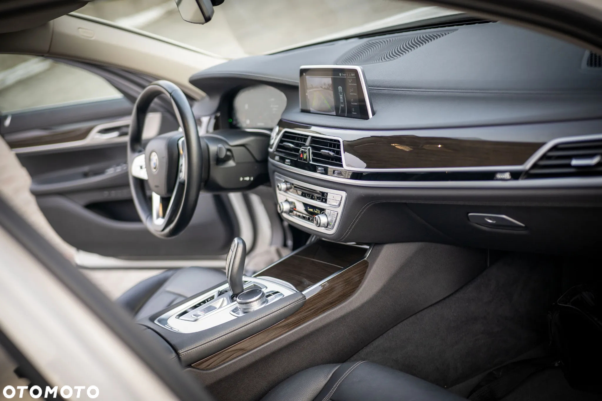 BMW Seria 7 730d - 24