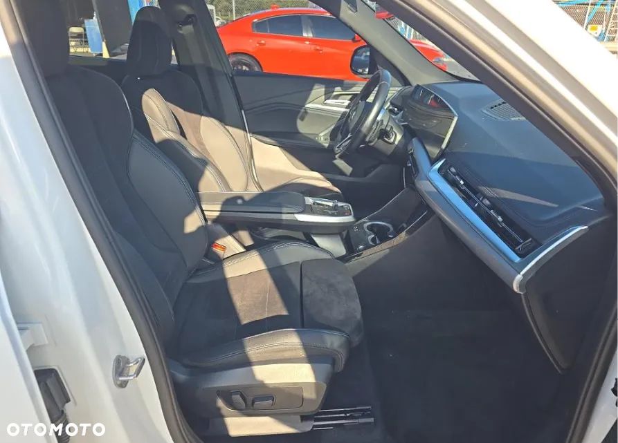 BMW X1 - 11