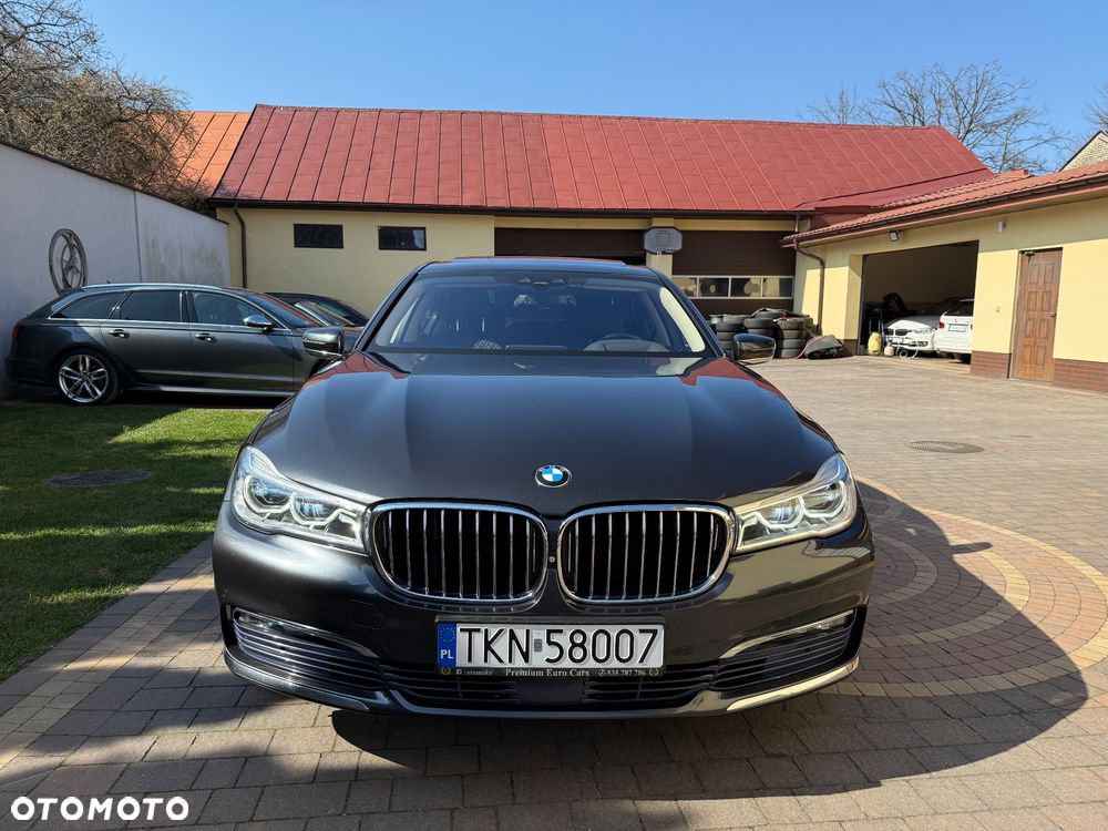 BMW Seria 7 740d xDrive - 6