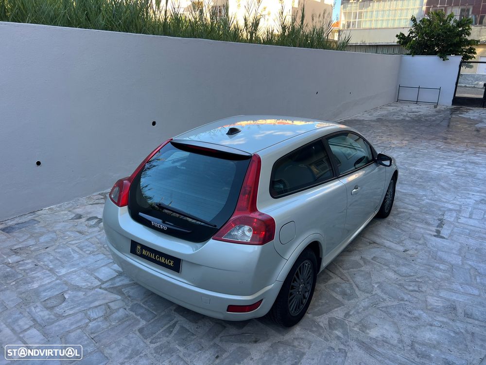 Volvo C30 1.6 D Drive Momentum - 9