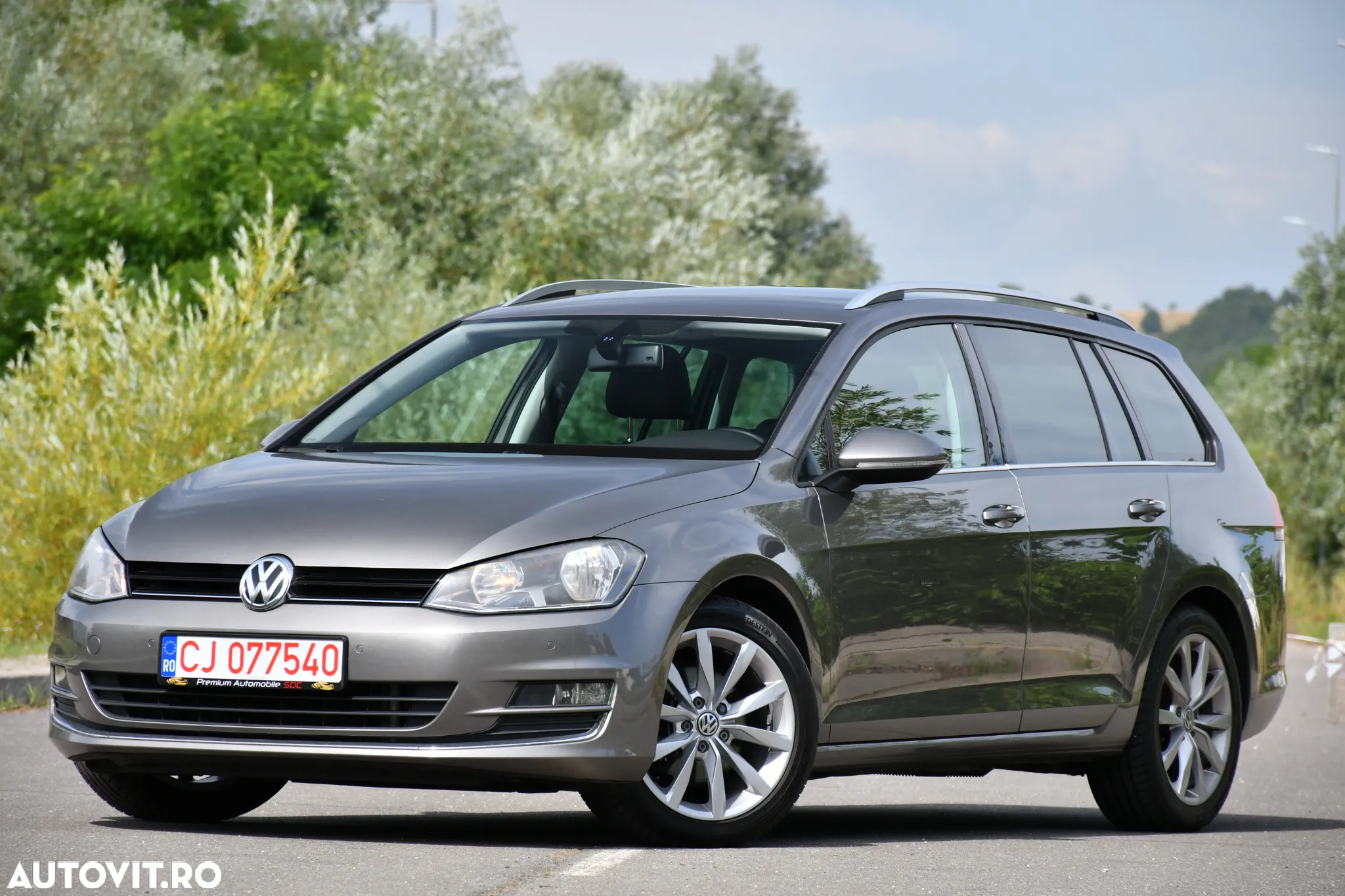 Volkswagen Golf 1.6 TDI DPF BMT Highline - 15