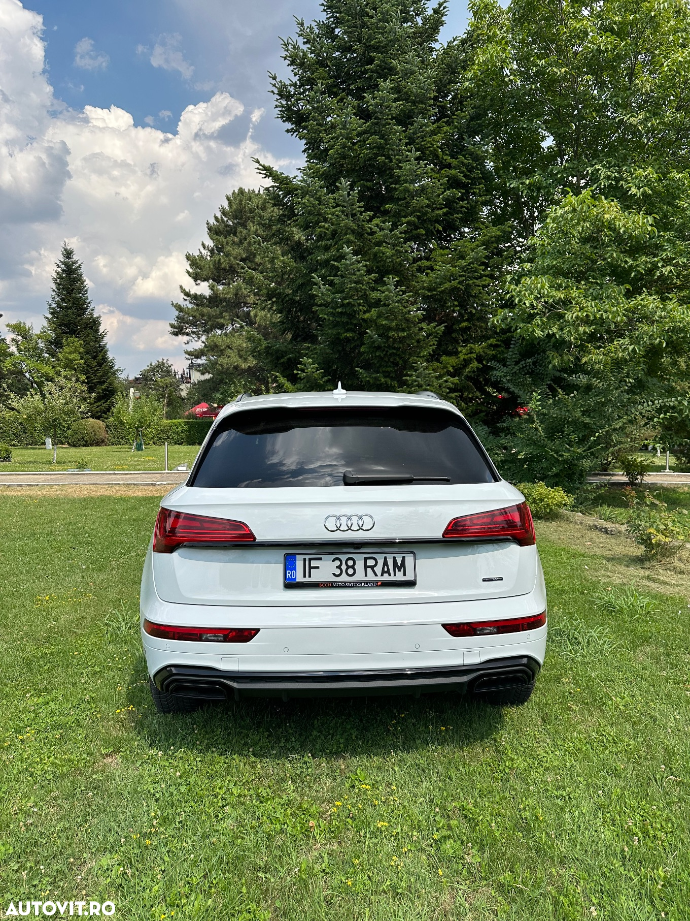 Audi Q5 40 TDI quattro S tronic S line - 4
