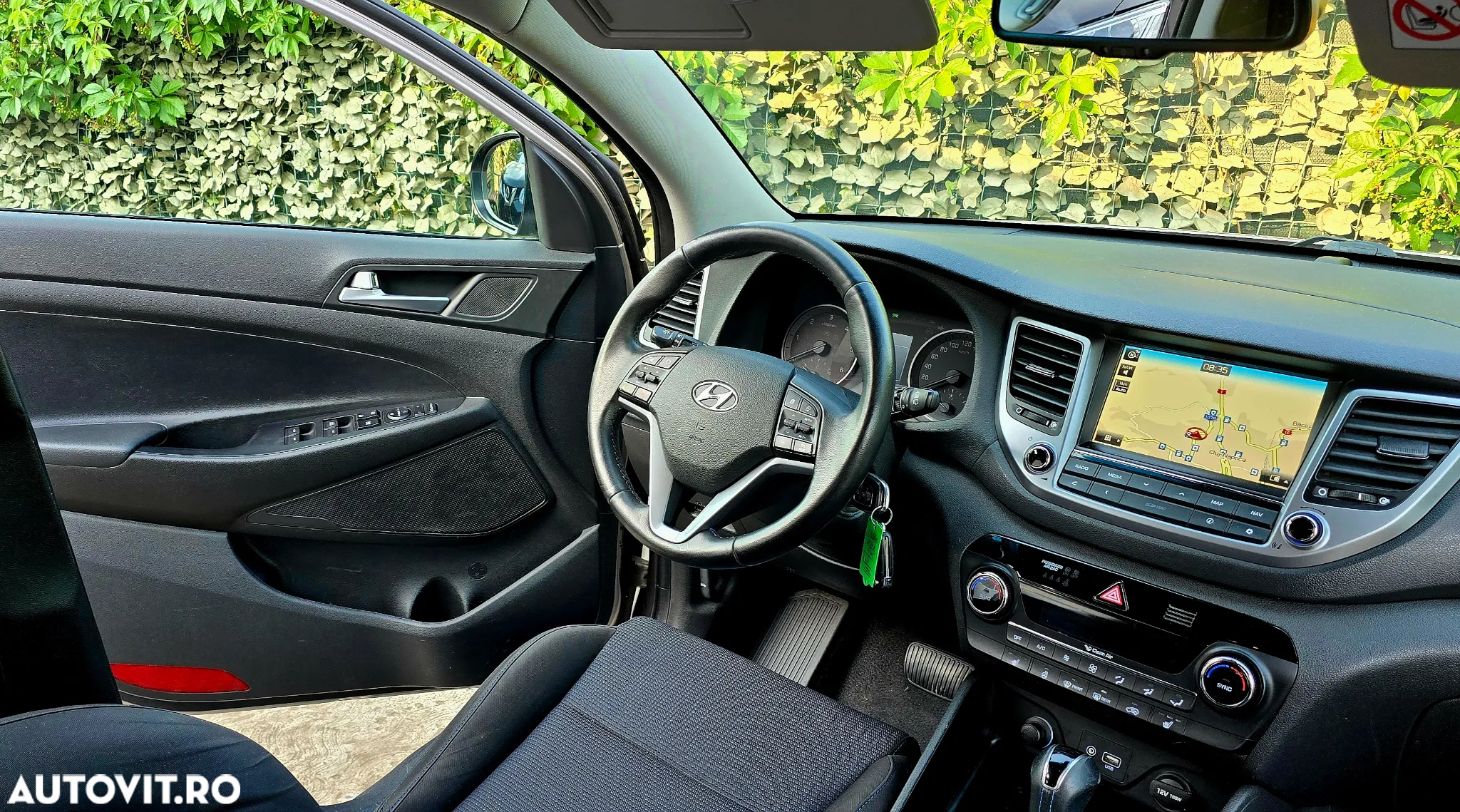 Hyundai Tucson 2.0 CRDI 4WD Automatik Advantage - 8