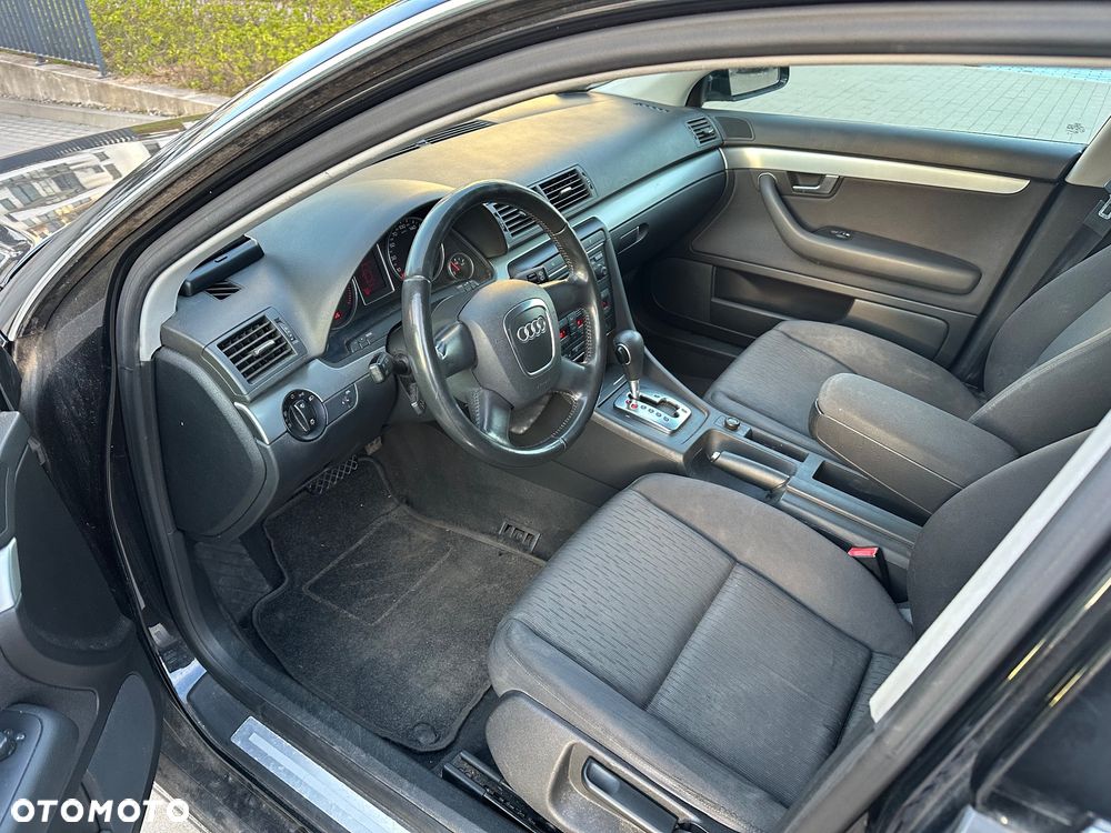 Audi A4 Avant 2.0 TDI Multitronic - 9