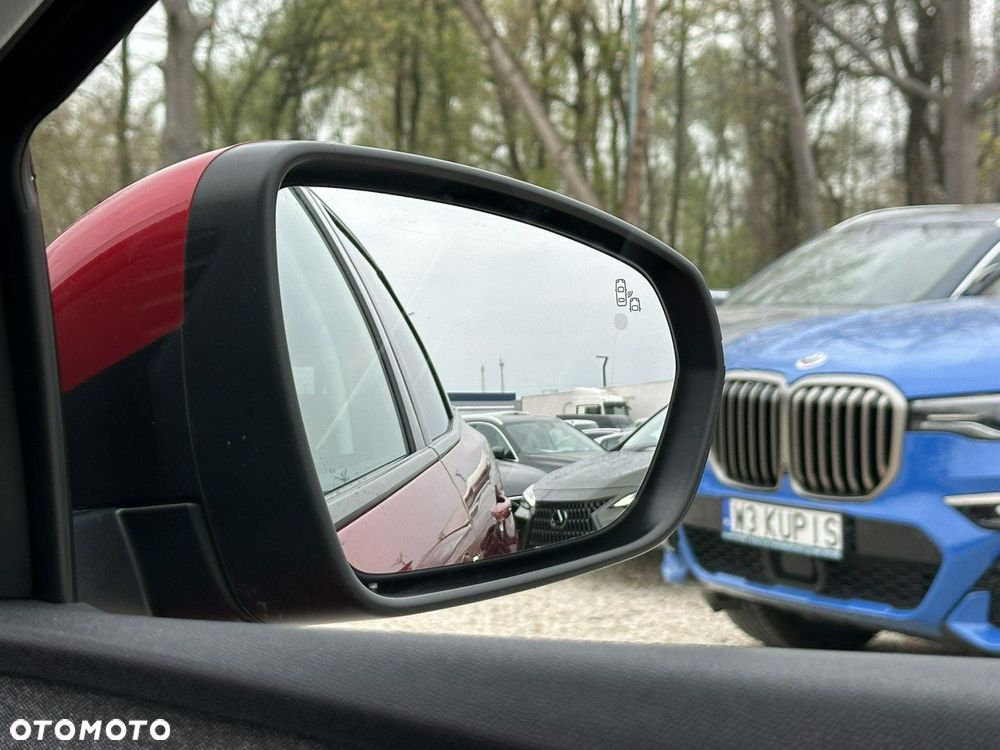 Peugeot 3008 1.2 PureTech Allure S&S EAT8 - 32