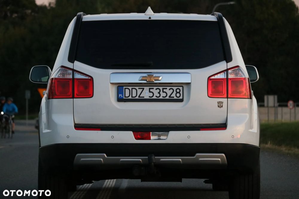 Chevrolet Orlando - 32
