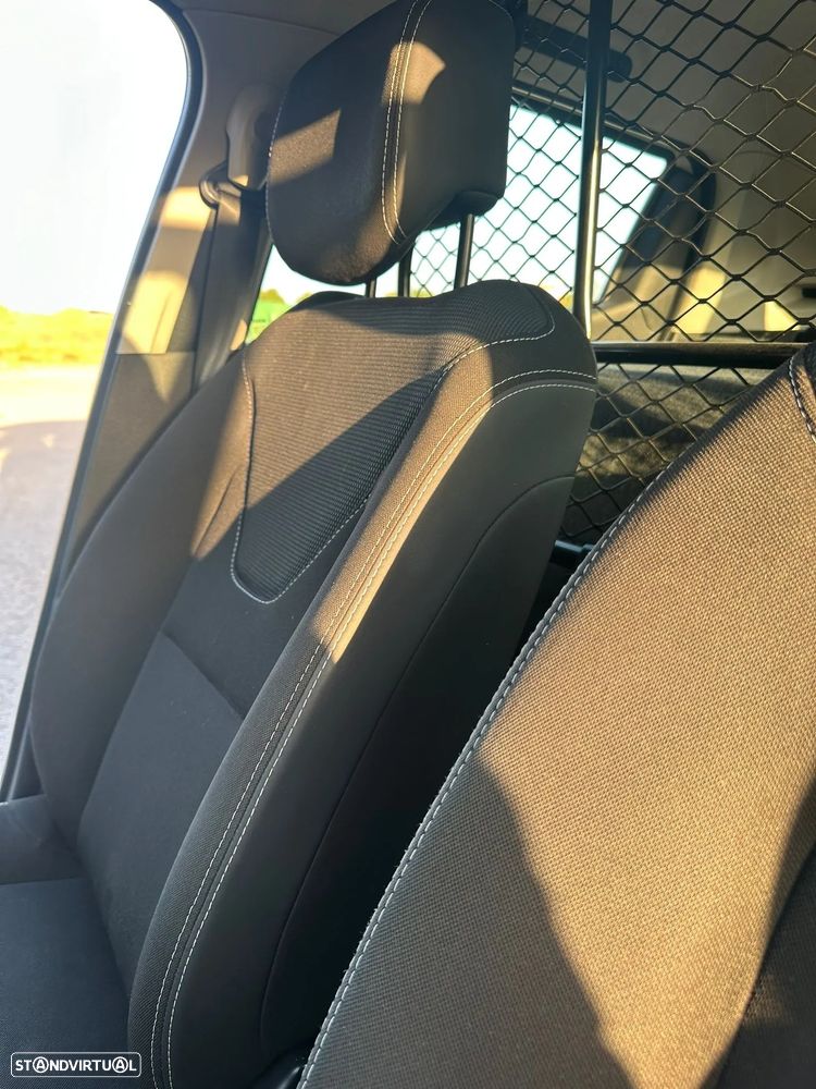 Renault Clio 1.5 dCi Dynamique S 82g - 4