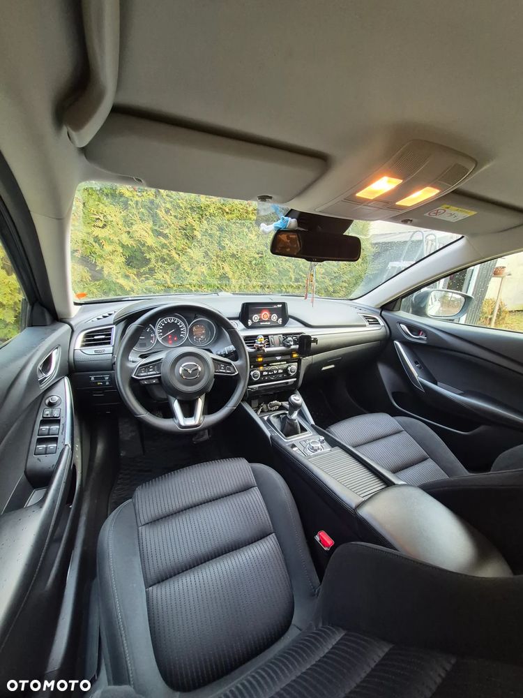 Mazda 6 - 10