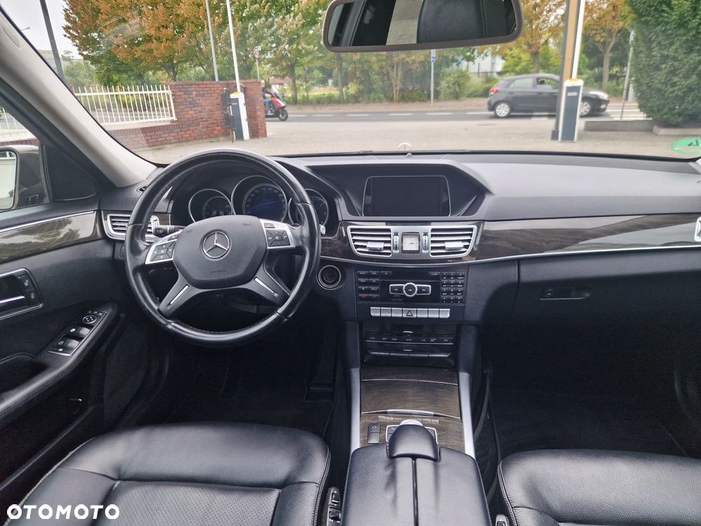 Mercedes-Benz Klasa E 250 BlueTEC 9G-TRONIC Avantgarde - 21