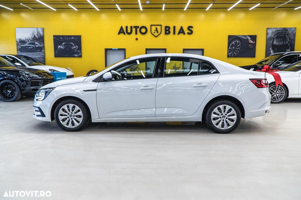 Renault Megane TCE 114 GPF Zen - 17