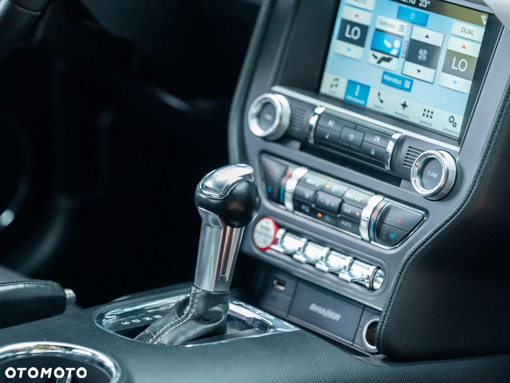 Ford Mustang 5.0 V8 GT - 16
