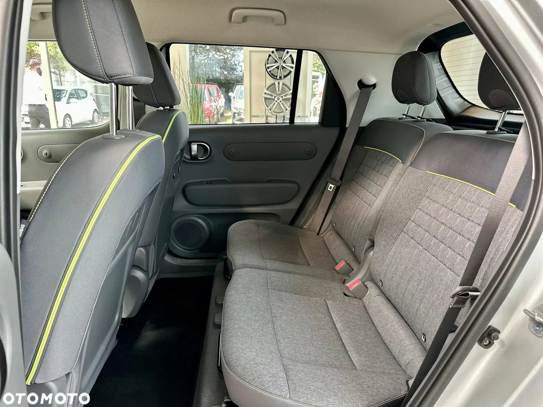 Hyundai Inster 49kWh Cross Smart - 37