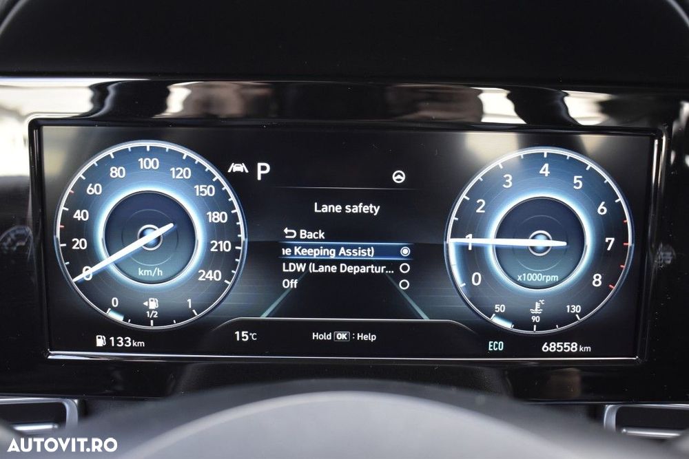 Hyundai Elantra 1.6 l 123 CP CVT Exclusive - 24