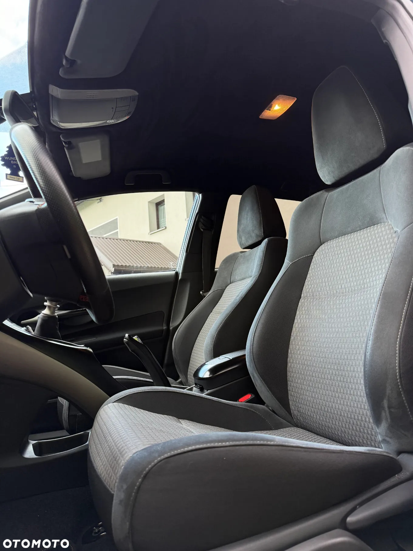 Toyota Auris 2.0 D-4D Prestige - 18