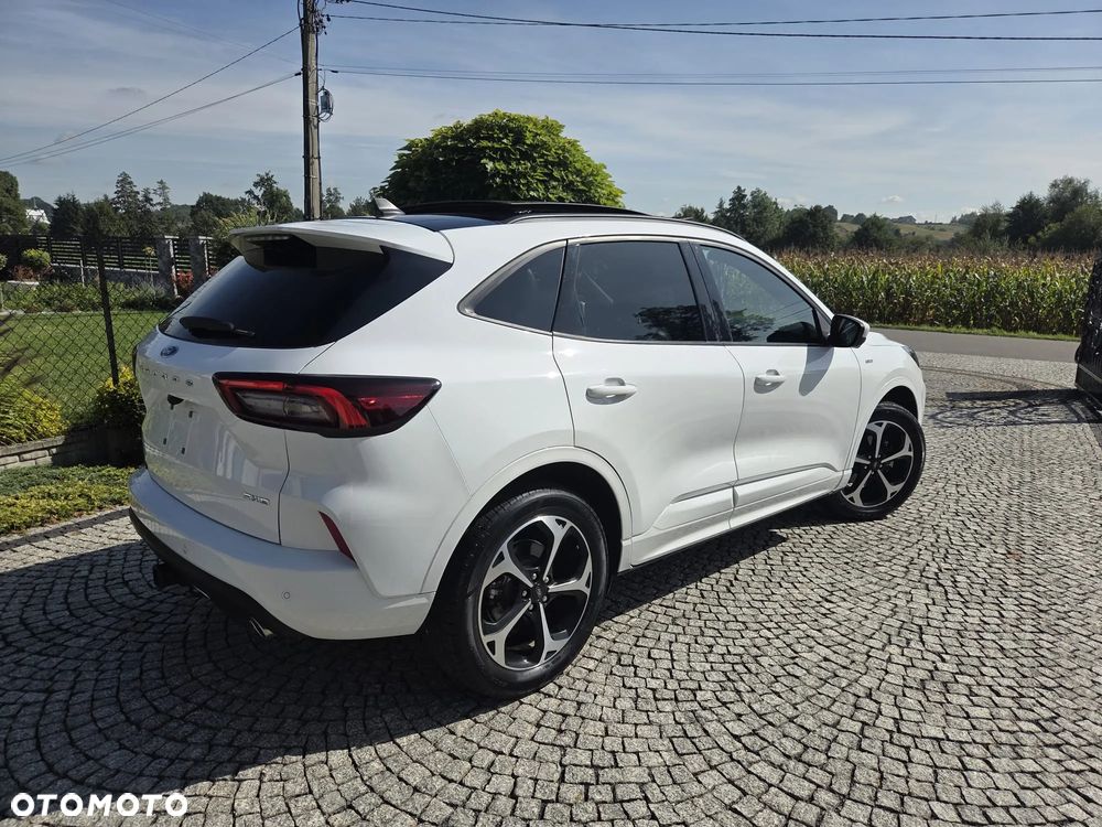 Ford Kuga - 13
