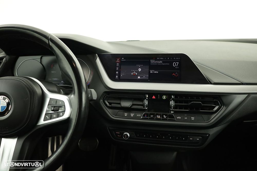 BMW 116 d Pack Desportivo M Auto - 9