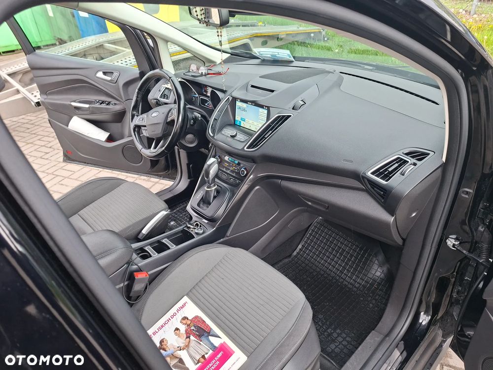 Ford Grand C-MAX - 10