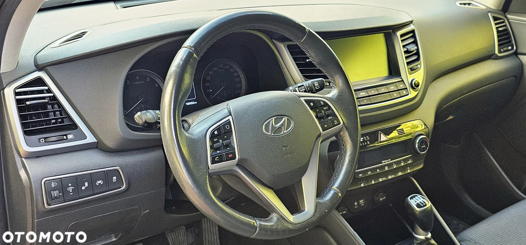 Hyundai Tucson 1.6 T-GDI Comfort 2WD - 30