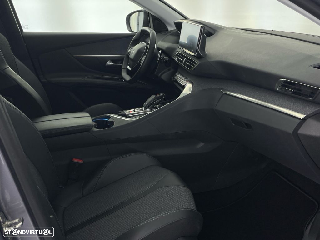 Peugeot 3008 - 23