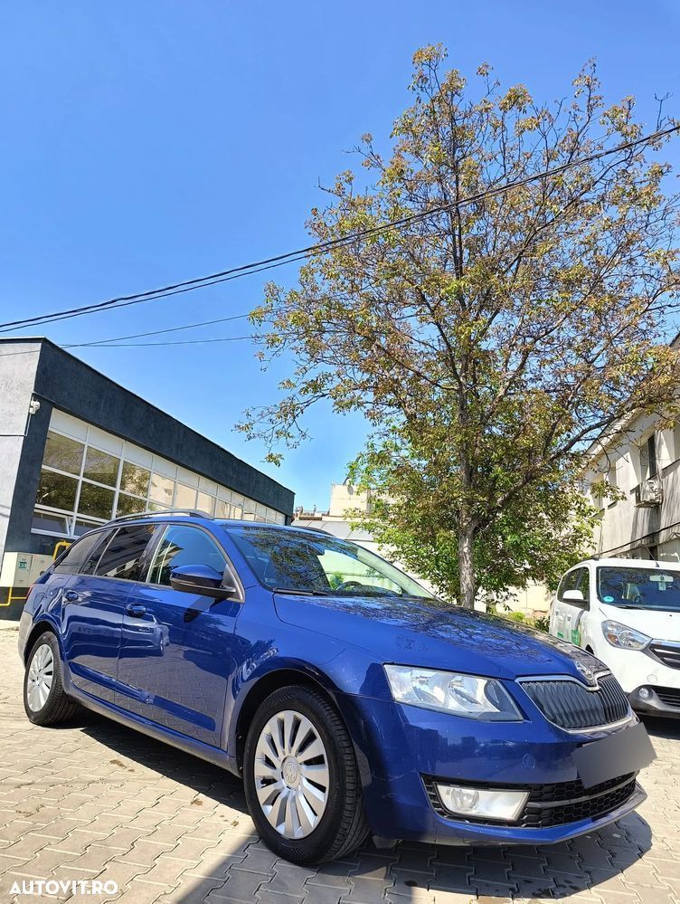 Skoda Octavia Combi 2.0 TDI Clever - 1