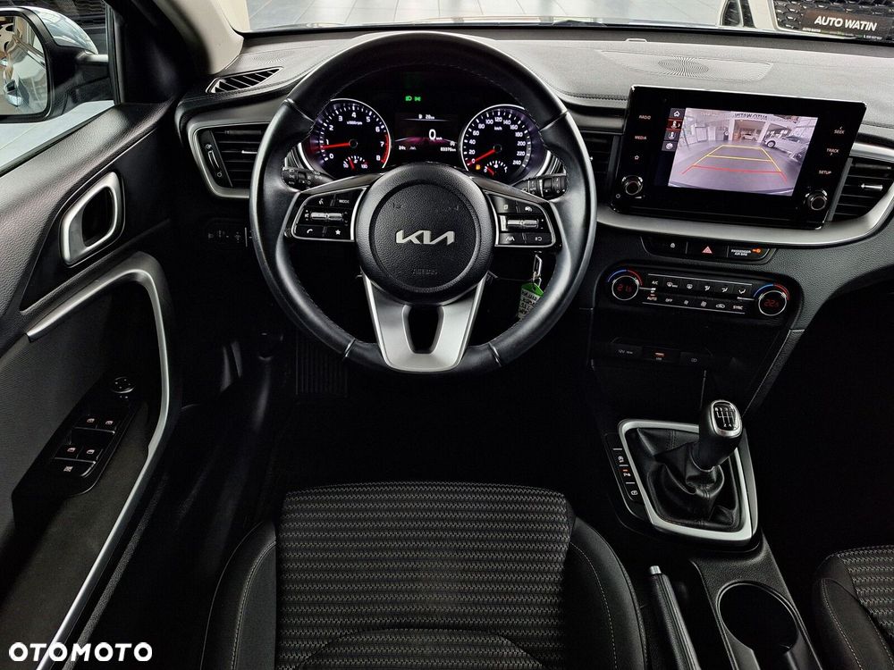 Kia Ceed 1.5 T-GDI M - 20