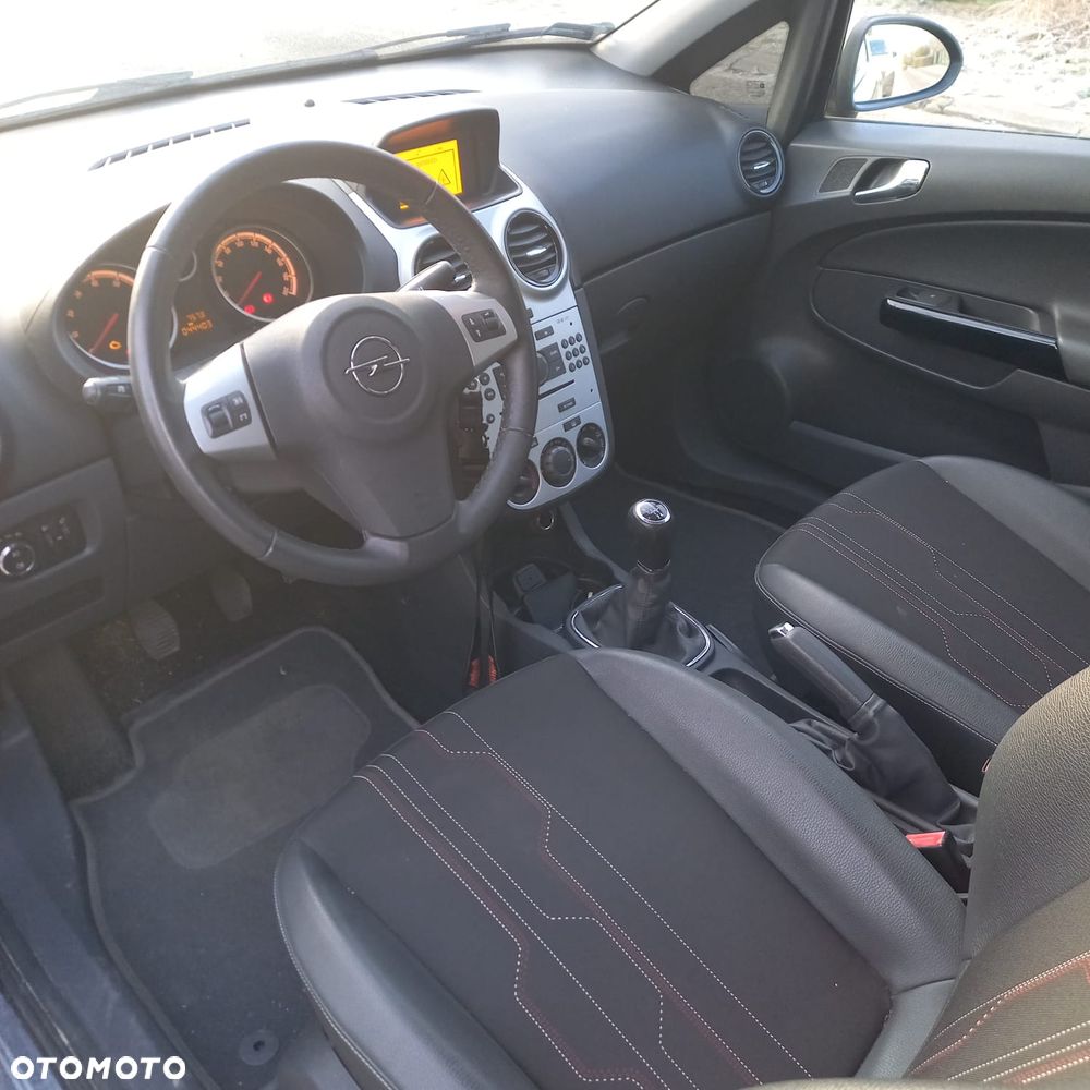 Opel Corsa 1.0 12V Essentia - 8