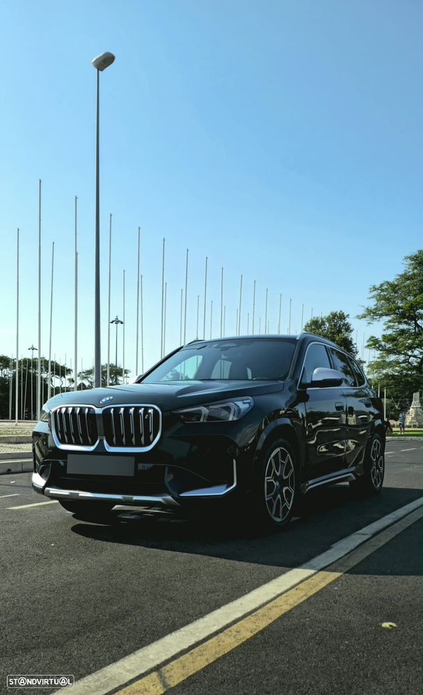 BMW iX1 xDrive30 xLine - 3
