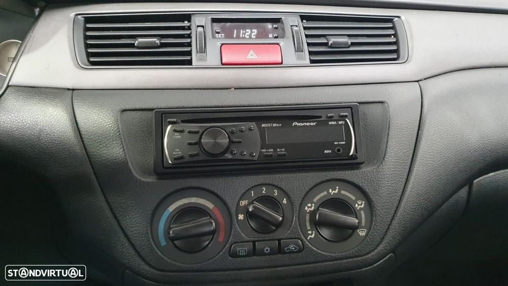 Mitsubishi Lancer Evolution VII RS-II - 19