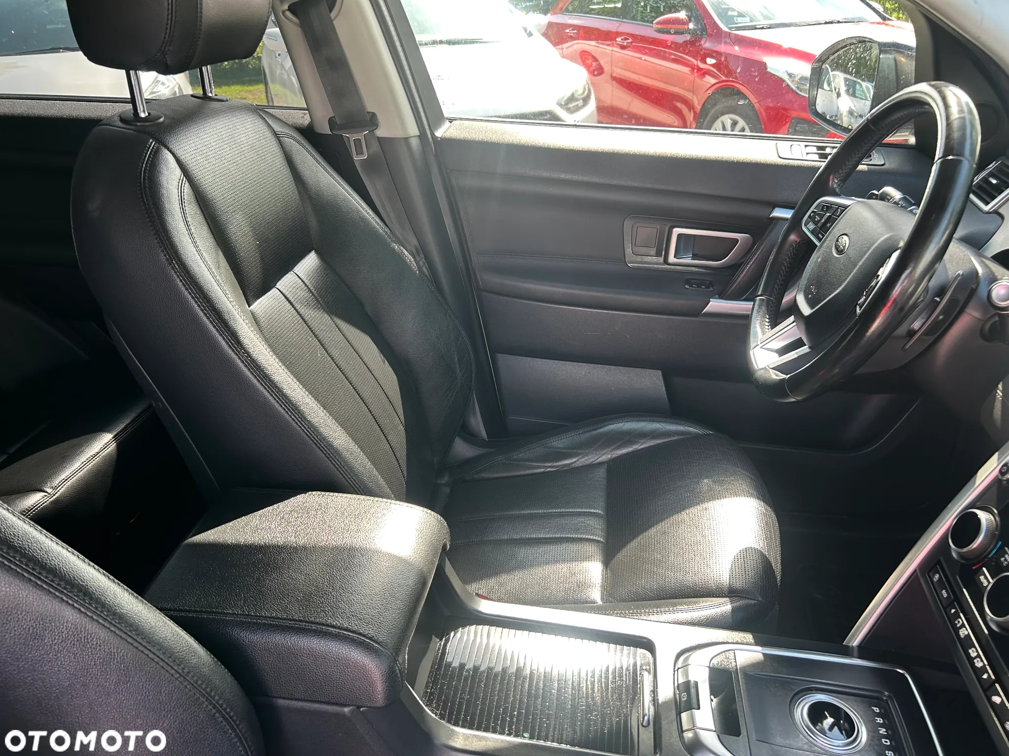 Land Rover Discovery Sport 2.0 TD4 HSE Luxury - 25