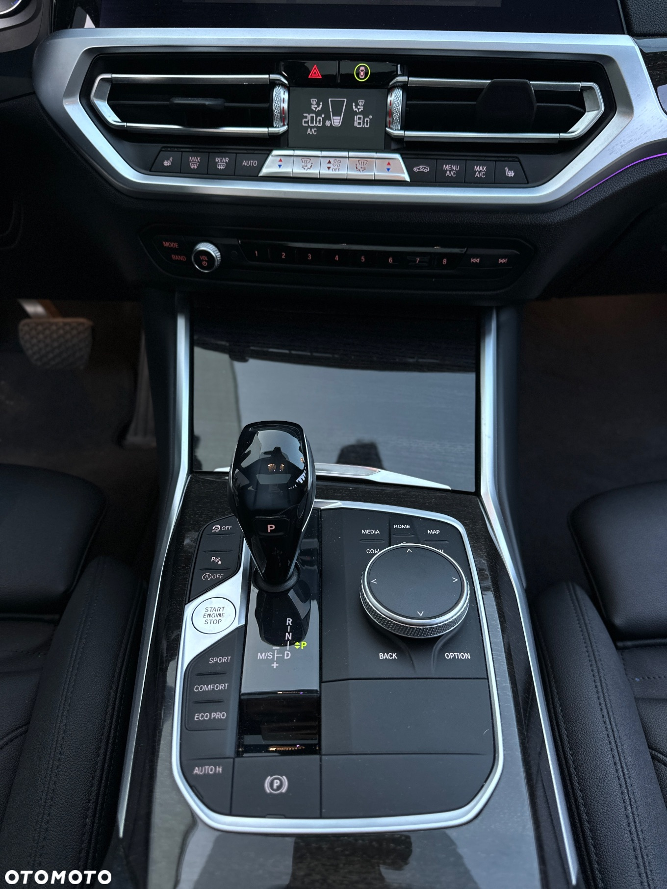 BMW Seria 3 330i Sport Line - 27