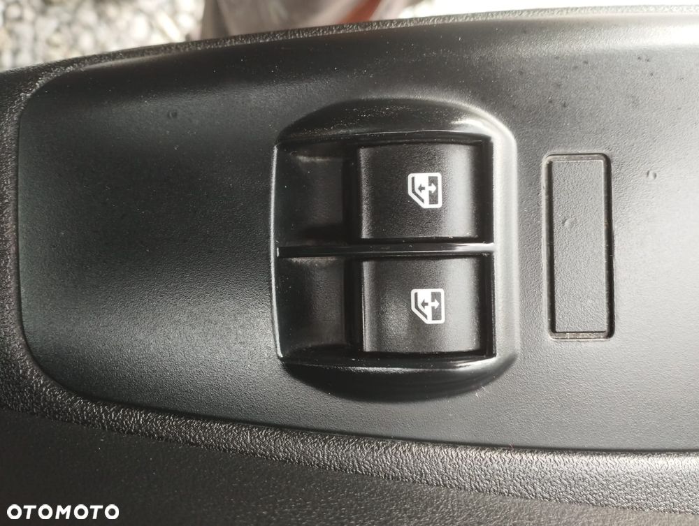 Fiat Doblo Chłodnia 105KM 2 zasilania chłodni Klima - 20